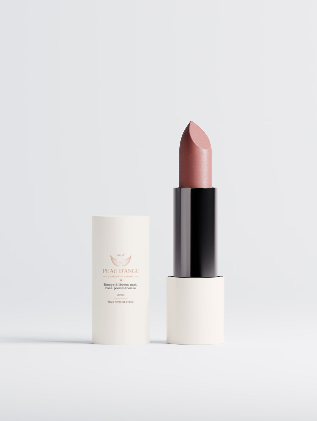Rouge à lèvres mat, rose poussiéreuse